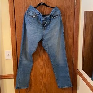 Athletic fit jeans, built in flex